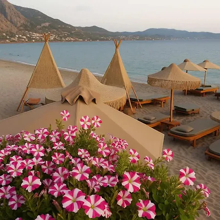 Port & Vibes Santaroza Stylish Appartamento Kalamata