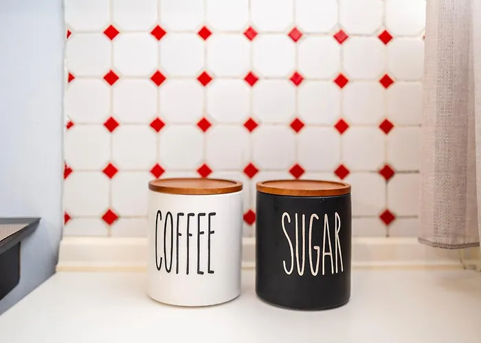 Port & Vibes Santaroza Stylish *